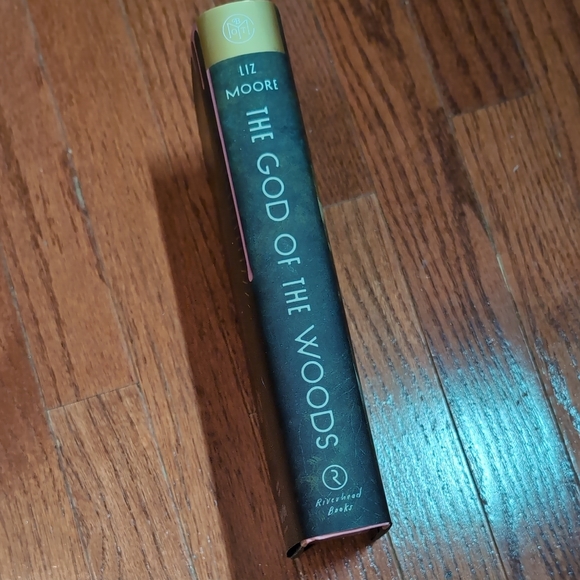 The God of the Woods Novel by Liz Moore Book of the Month Edition Hardback - Picture 4 of 7
